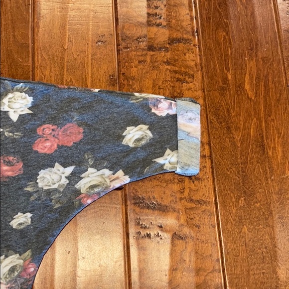 Women’s boyfriend top - Picture 3 of 4